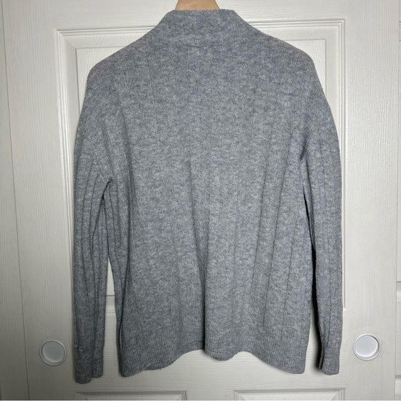 Elie Tahari Womens Large Gray Mock Turtleneck Sweater Normcore Minimalist Wool - Picture 2 of 11